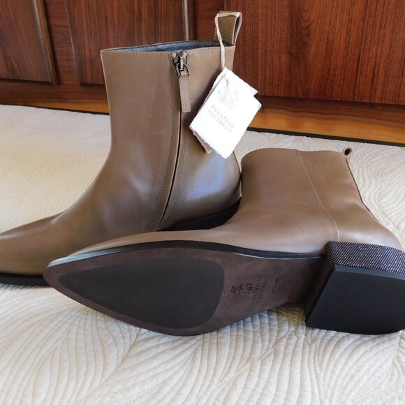 New Brunello Cucinelli monili heel Chelsea boot tan leather ankle booties 39 NWT - Picture 1 of 16